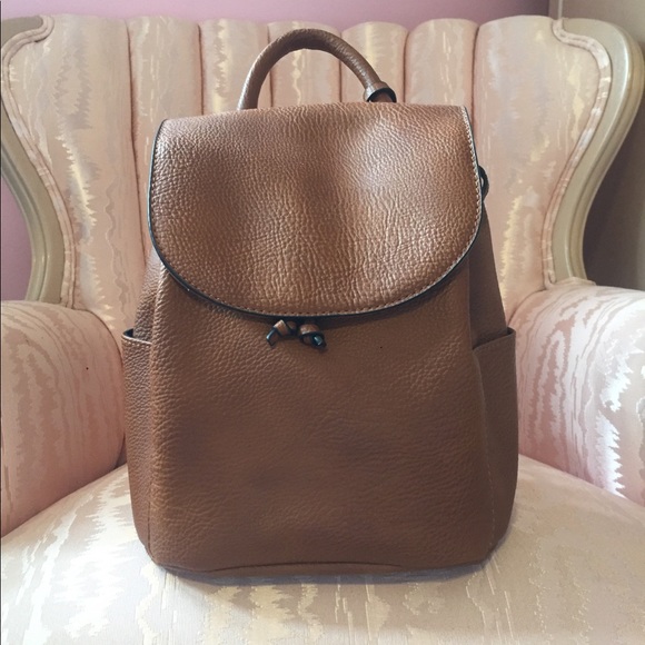 **SOLD** Cognac Drawstring Faux Leather Backpack - Picture 2 of 2